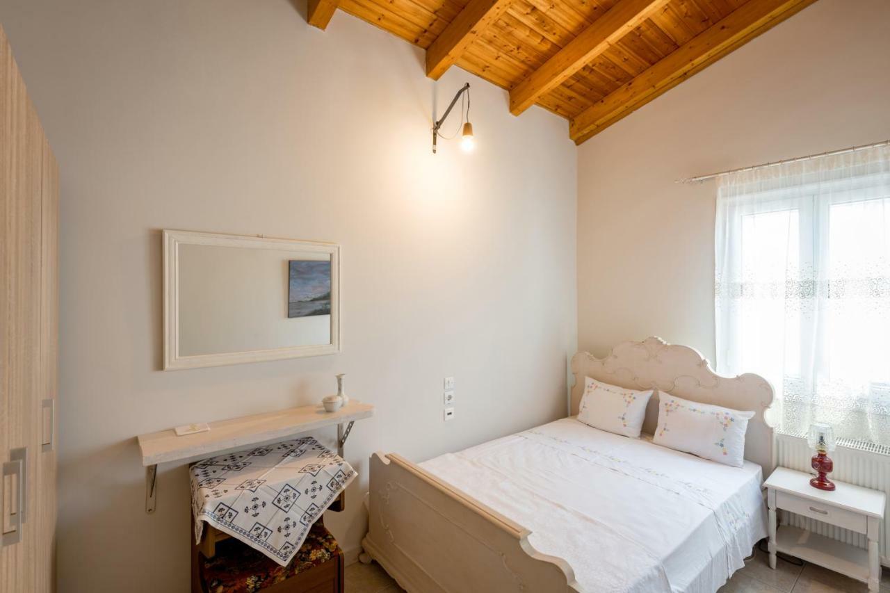 Kiko, The Coastline House Villa Kato Achaia Luaran gambar