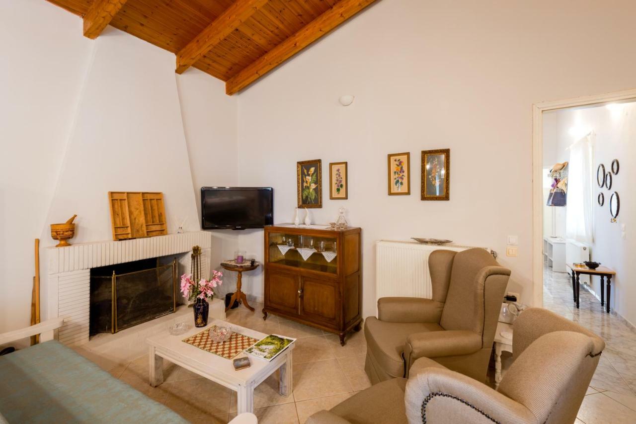 Kiko, The Coastline House Villa Kato Achaia Luaran gambar